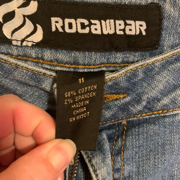 Rocawear skinny chain jeans light wash women’s size 11 - Picture 10 of 14